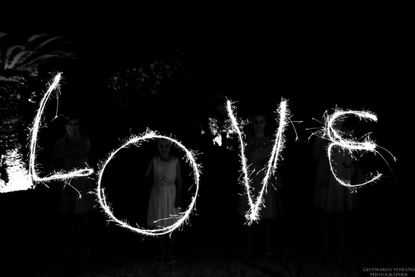 'Love is in the air' with a sparkling end to an amazing wedding day in Taormina
