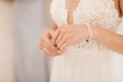 Bridal wedding portrait photography details in Taormina
